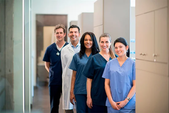 Imagem da Equipe de médicos dedicados Opalus
